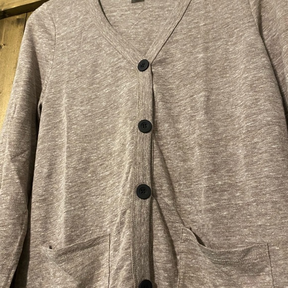 Cardigan - Picture 2 of 4